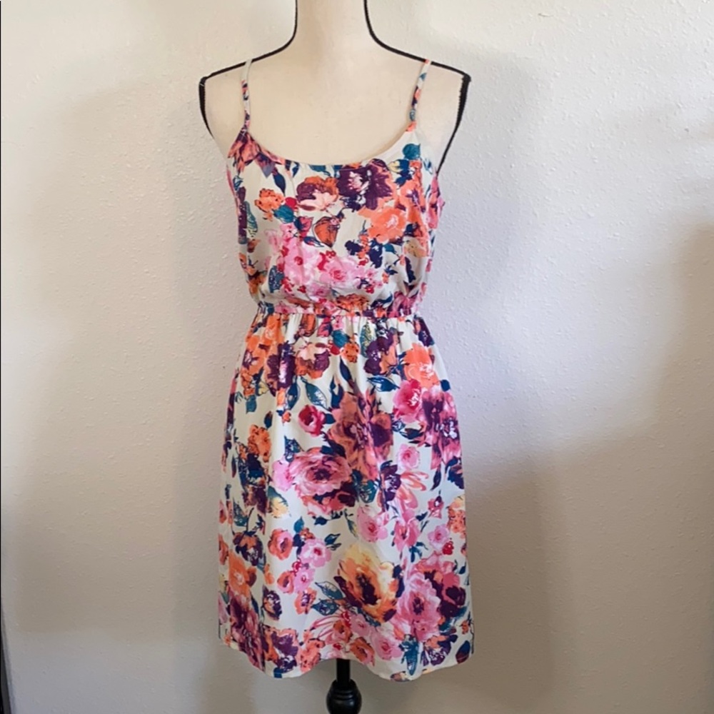 Forever 21 Floral Open Back Dress